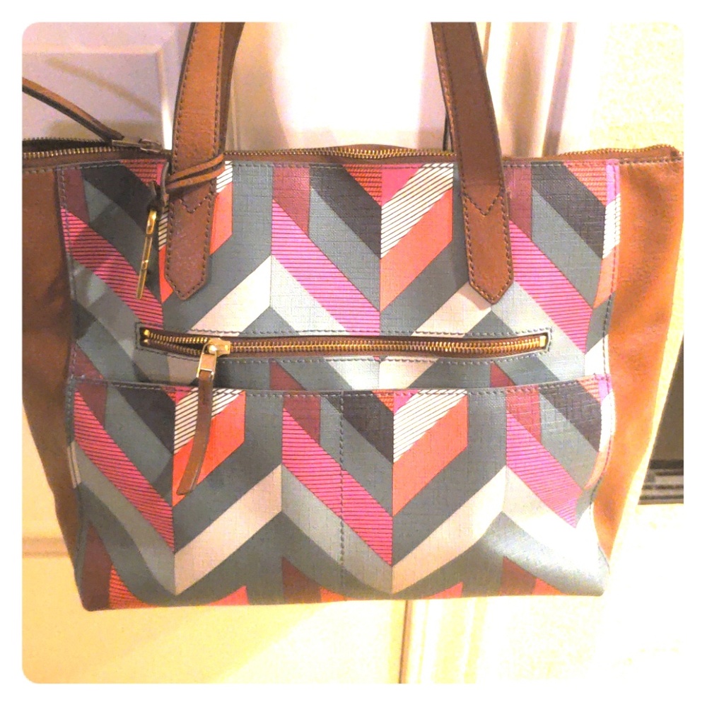 FLASH SALE ⚡⚡ Fossil tote